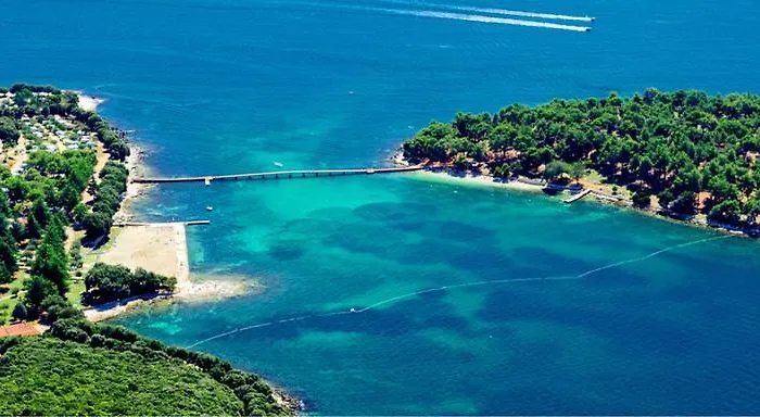 Koversada 홀리데이파크 브르사르